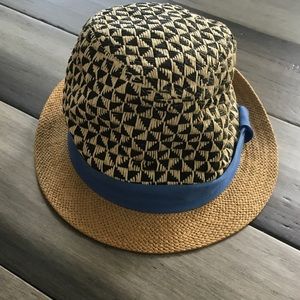 H&M BOYS FEDORA HAT XS 4-6 💙